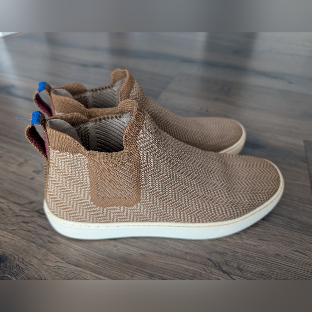 RARE Rothy's Chelsea Boots, Size 8, Brown Herringbone